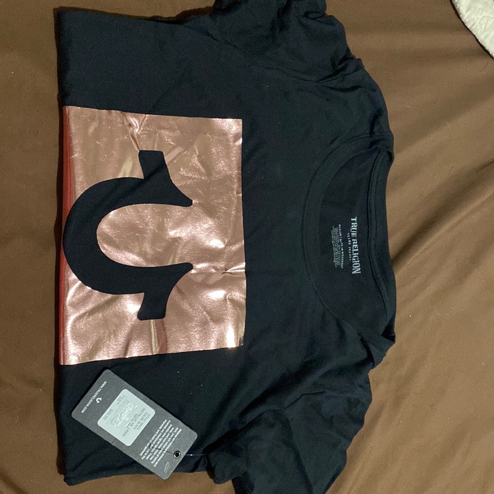 True Religion T-shirt with rose gold foil!